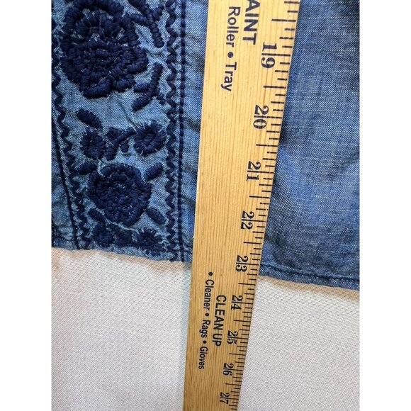 Charter Club Women's Chambray Button Up Shirt Embroidery Size 10P Blue Smocked - Picture 8 of 11